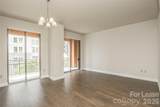 701 Royal Court - Photo 2