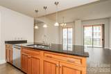 701 Royal Court - Photo 9