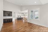 17232 Coves Edge Lane - Photo 26
