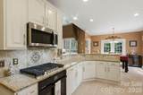 8027 Silver Jade Lane - Photo 16