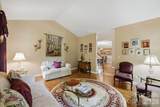 8027 Silver Jade Lane - Photo 27