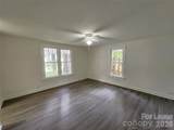 650 Harris Street - Photo 3