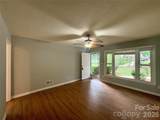 109 Holly Drive - Photo 4