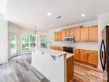 533 Montgrove Place - Photo 15