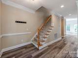 533 Montgrove Place - Photo 5