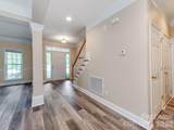 533 Montgrove Place - Photo 6
