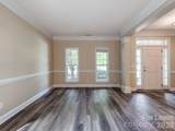 533 Montgrove Place - Photo 7