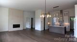 47 Versailles Lane - Photo 10