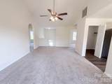 1667 Oakview Way - Photo 5