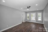 701 York Street - Photo 14