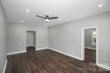 701 York Street - Photo 15