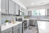 6404 Lanzerac Manor Drive - Photo 17