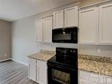 1372 Waylon Avenue - Photo 3