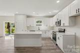 2005 Overhill Drive - Photo 6