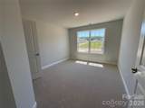 1590 Autumn Lane - Photo 17