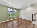324 Yorkshire Drive - Photo 13