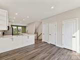 324 Yorkshire Drive - Photo 7