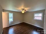 1427 Churchill Drive - Photo 8