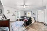 213 Colombo Street - Photo 17