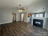 124 Crestwood Drive - Photo 2