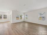720 Palmer Pendleton Way - Photo 2