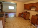 2131 Somerset Drive - Photo 18