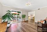 6836 Dumbarton Drive - Photo 15