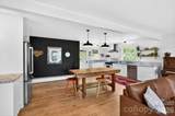 301 Stratford Road - Photo 7