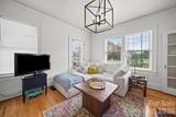 610 Hawthorne Lane - Photo 8