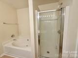 10212 Garmoyle Street - Photo 17