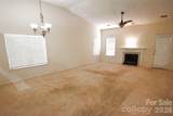 730 Oakbluff Circle - Photo 3