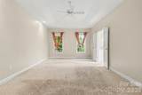 122 Hazeltine Court - Photo 17