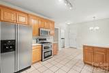 122 Hazeltine Court - Photo 10
