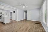 802 Stowe Drive - Photo 5
