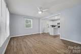 802 Stowe Drive - Photo 6
