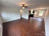 1411 Foxbrook Circle - Photo 7