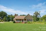 2827 Pinewood Road - Photo 2