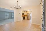 2827 Pinewood Road - Photo 29