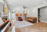 3647 Venetian Way - Photo 33