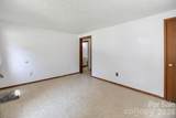 1719 Oneka Avenue - Photo 7
