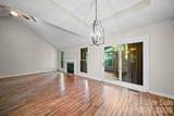 821 Deer Path Place - Photo 11