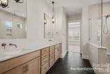 20397 Queens Street - Photo 11