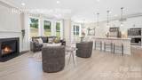 111 Ventnor Way - Photo 8