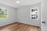 823 Farmcrest Drive - Photo 17