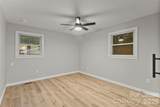 562 Barrington Place - Photo 18