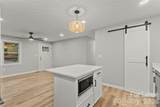 562 Barrington Place - Photo 5