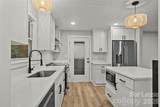 562 Barrington Place - Photo 6