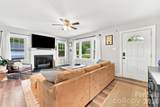 208 Barron Park - Photo 4