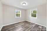 305 Scoggins Street - Photo 12