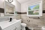 305 Scoggins Street - Photo 16